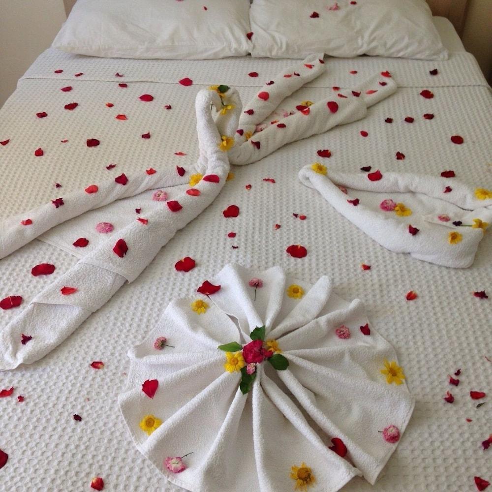 Besik Hotel Fethiye Buitenkant foto